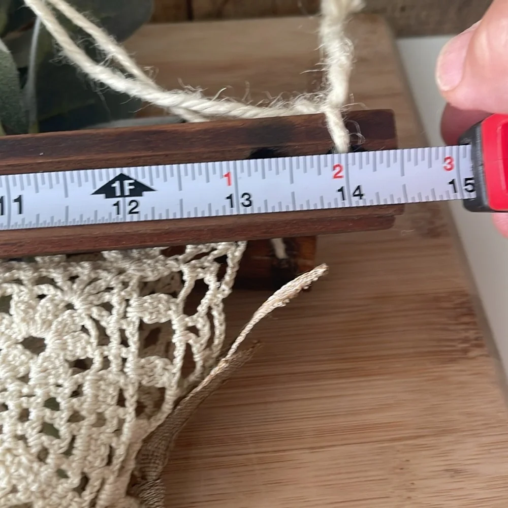 Homemade vintage doily hanging wall pocket - Picture 8 of 9